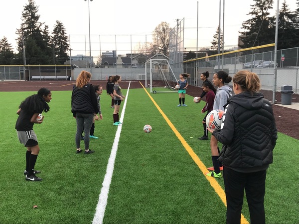 Women's Soccer Holds Free Clinic